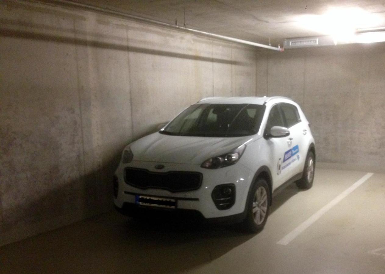 布拉格Onsite Free Garage Parking, 10Min Centre By Bus公寓 外观 照片